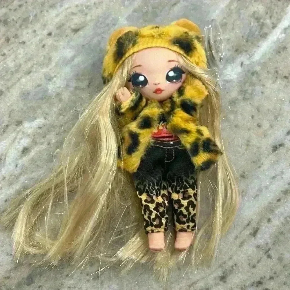 Na Na Na Surprise Doll